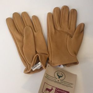 Ladies tan leather gloves